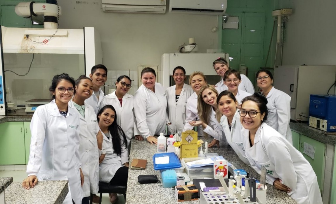 Acadêmicos de Biomedicina visitam Laboratório de Toxicologia Humana e Ambiental do Núcleo de Medicina Tropical da UFPA