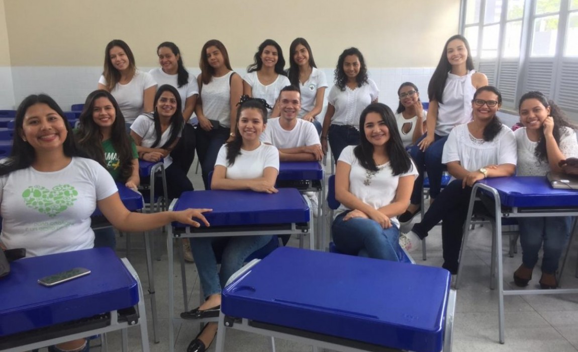 Acadêmicos de Enfermagem promovem ação sobre saúde do adolescente na Escola Benjamin Constant
