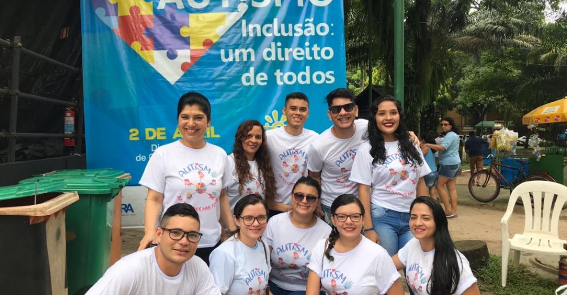 Alunos de Terapia Ocupacional participam da Caminhada pelo Dia Mundial da Conscientização do Autismo