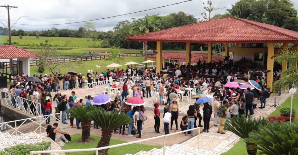 Dia de Campo do curso de Medicina Veterinária na UNIESAMAZ: Uma Jornada de Conhecimento e Parcerias