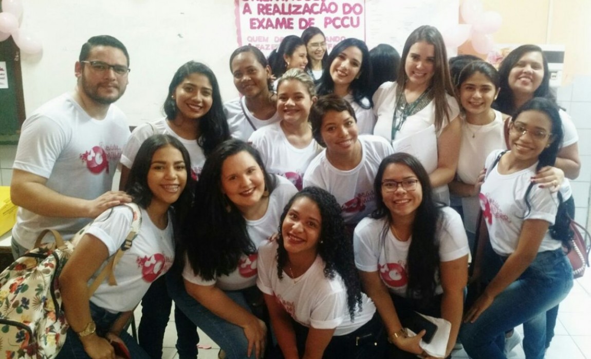 Curso de Enfermagem promove ação de  prevenção ao câncer de colo de útero em Belém
