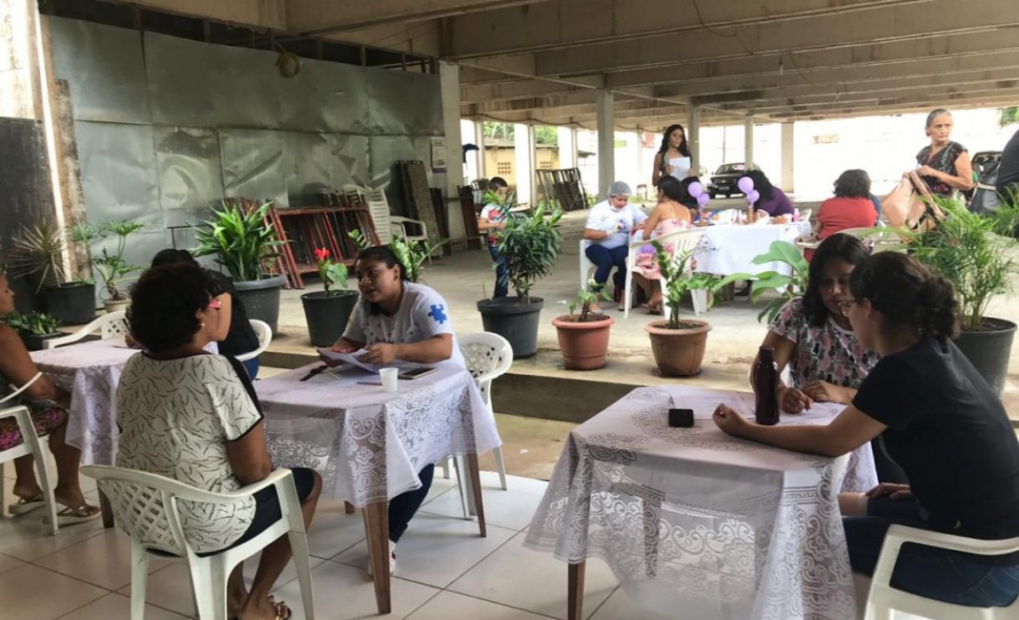 Curso de Terapia Ocupacional participa de ação de saúde pública para mulher na Paróquia de Santa Cruz