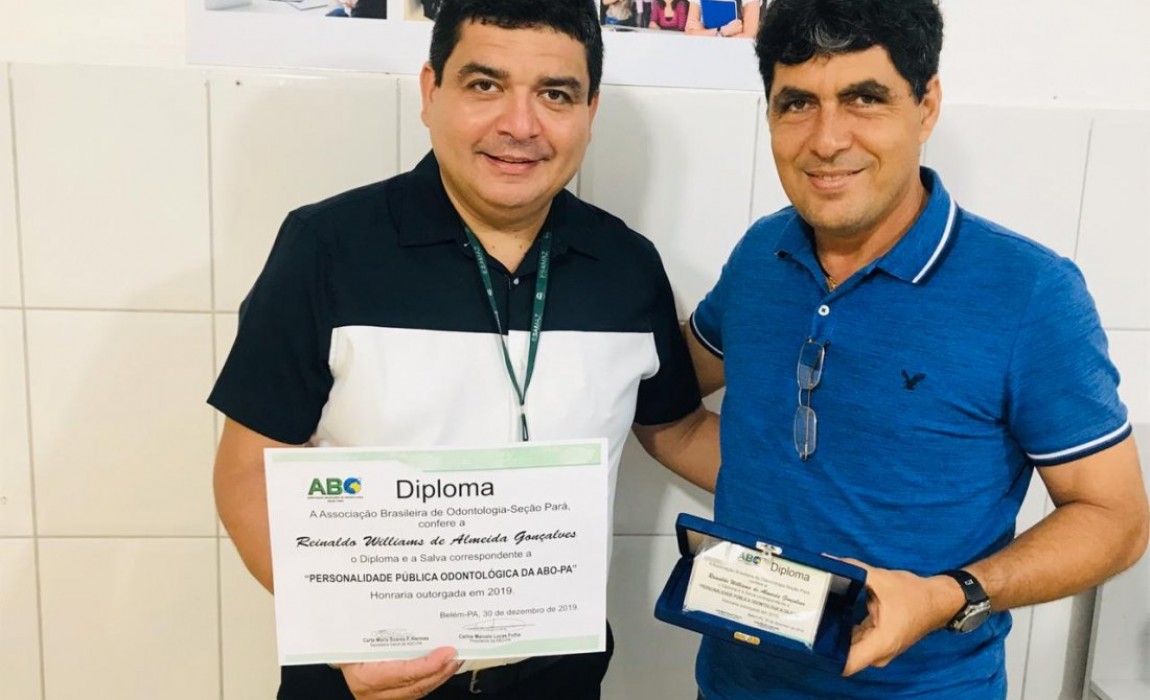 Vice-diretor Geral da Esamaz recebe diploma da Associação Brasileira de Odontologia do Pará - ABO-PA