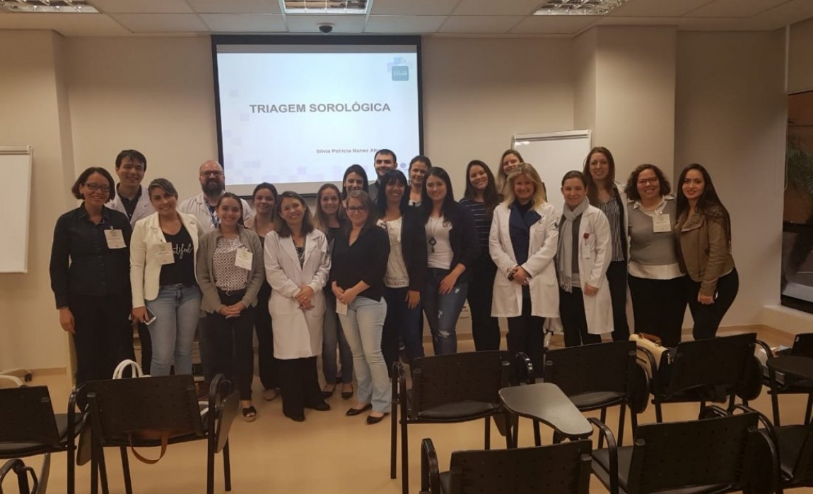 Professora do Curso de Biomedicina da Esamaz conclui curso no Hospital Albert Einstein em São Paulo