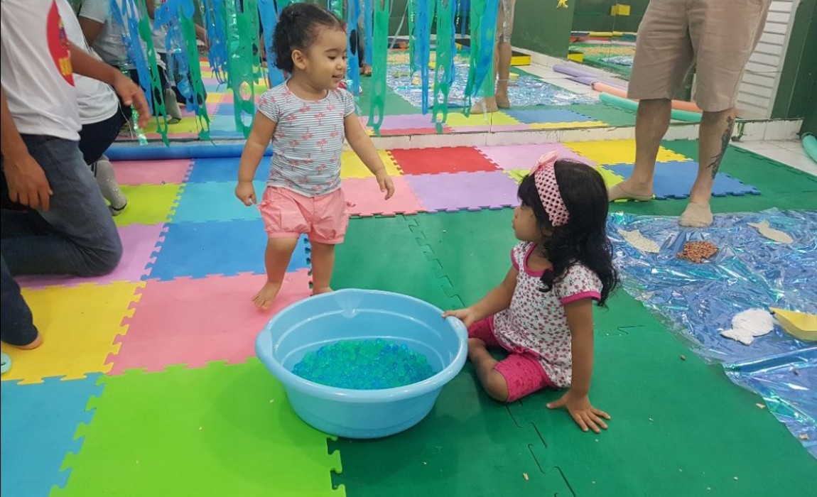 Projeto Brincarte promove encontro sobre vivências sensoriais com crianças na Esamaz